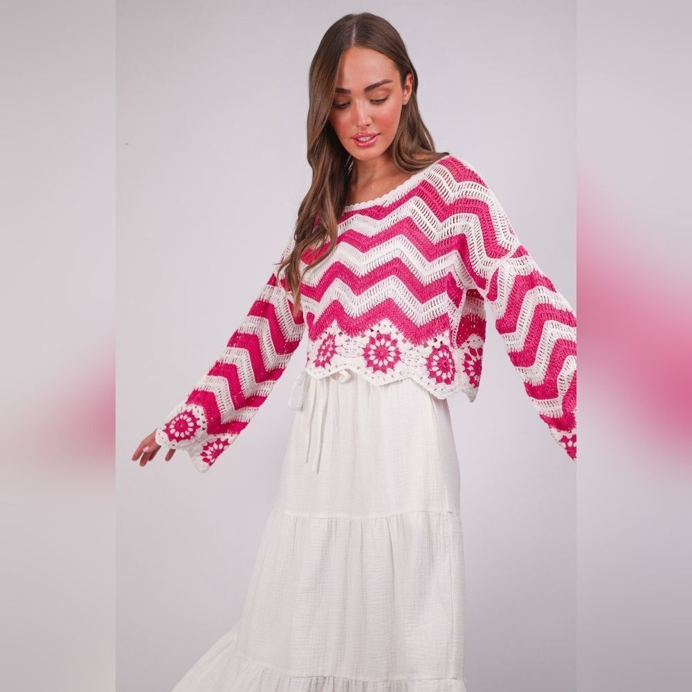 Chevron/Floral Pattern Crochet Knit Top - Picture 3 of 5
